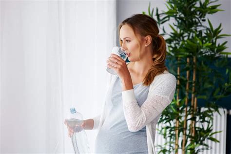 cách giảm tiết nước bọt khi mang thai